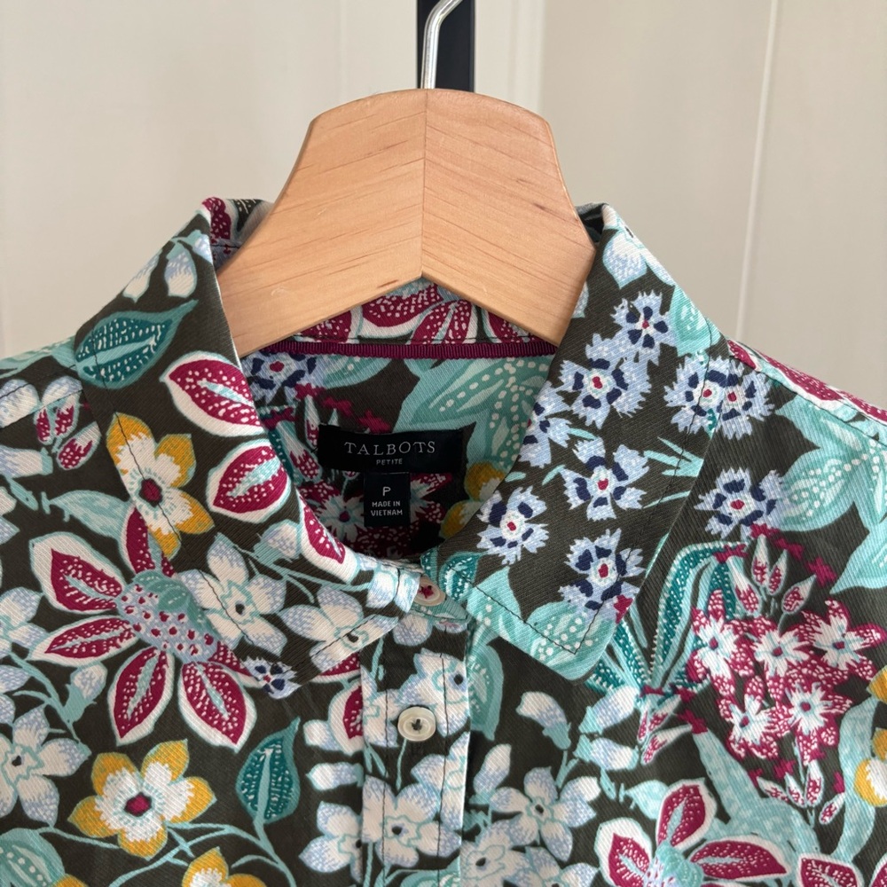 Talbots Petite NWT Floral Colorful Cotton Blend Preppy Button Up Shirt Women’s P